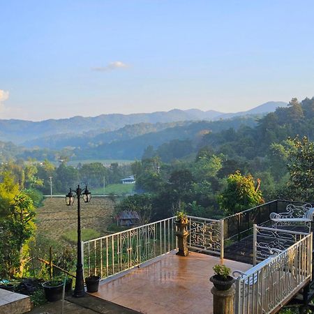Balmy Hideout Cafe & Homestay Ban Huai Kaeo Eksteriør billede