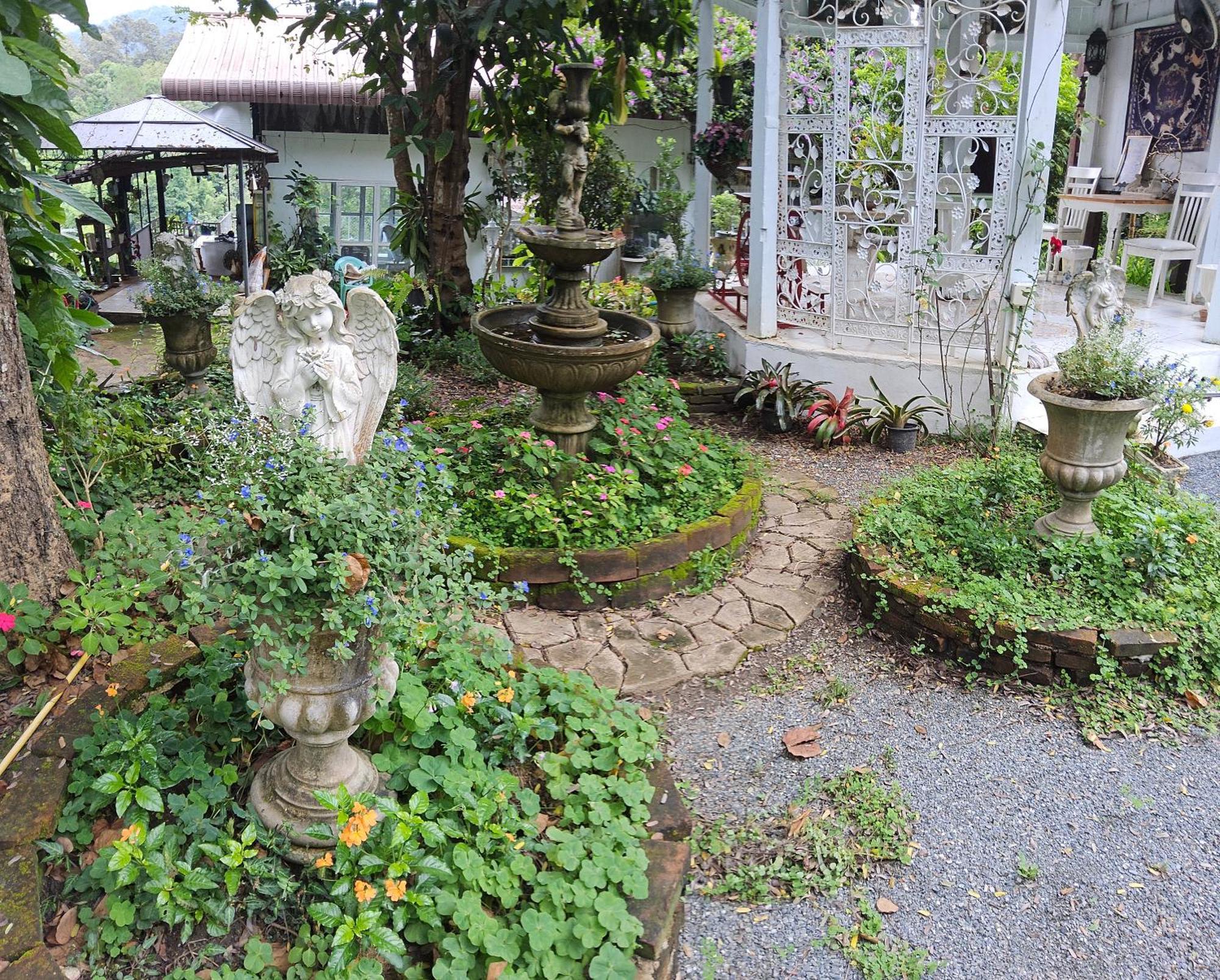 Balmy Hideout Cafe & Homestay Ban Huai Kaeo Eksteriør billede