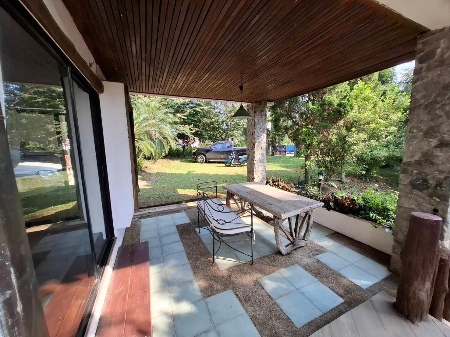 Balmy Hideout Cafe & Homestay Ban Huai Kaeo Eksteriør billede