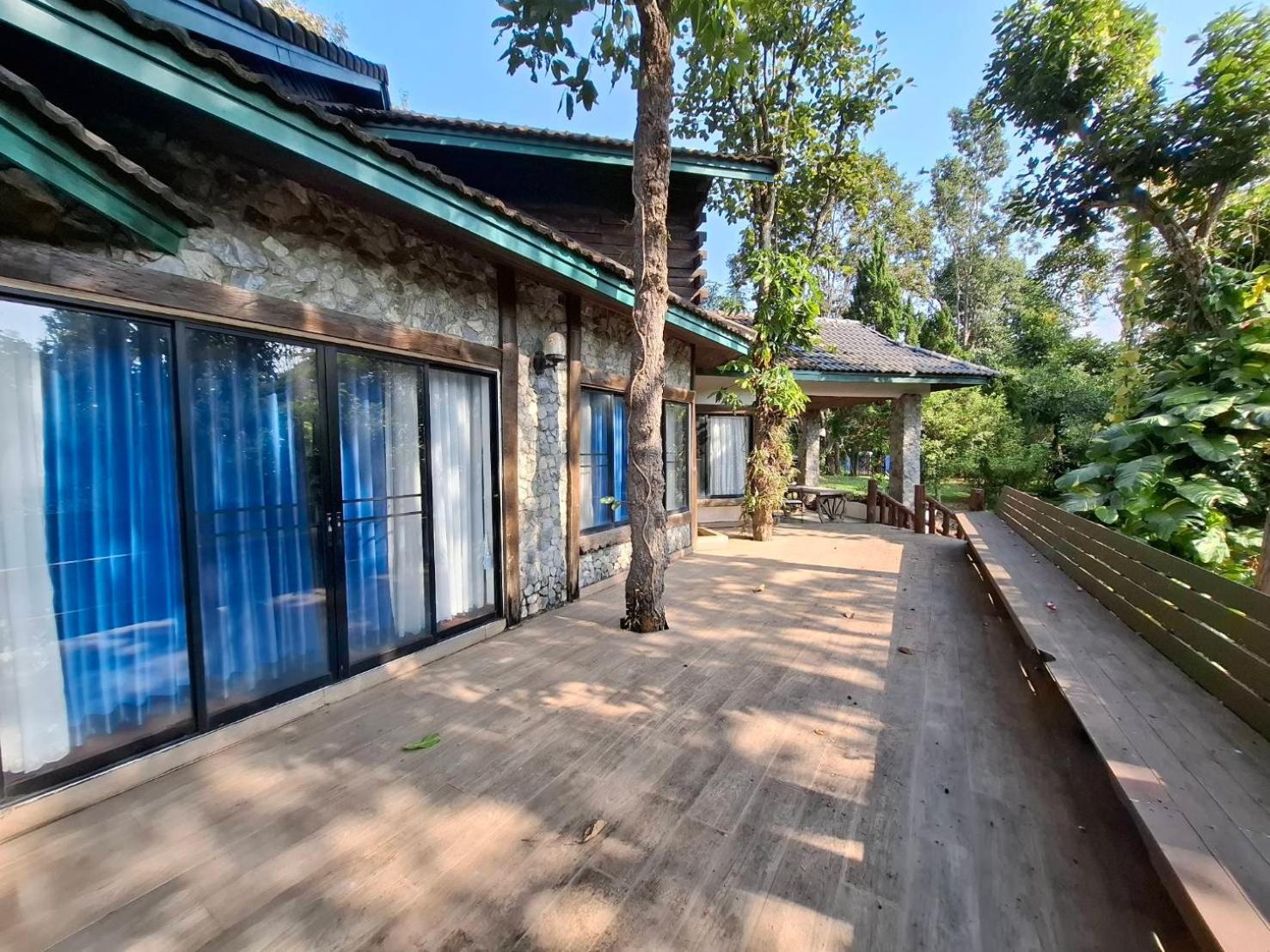 Balmy Hideout Cafe & Homestay Ban Huai Kaeo Eksteriør billede