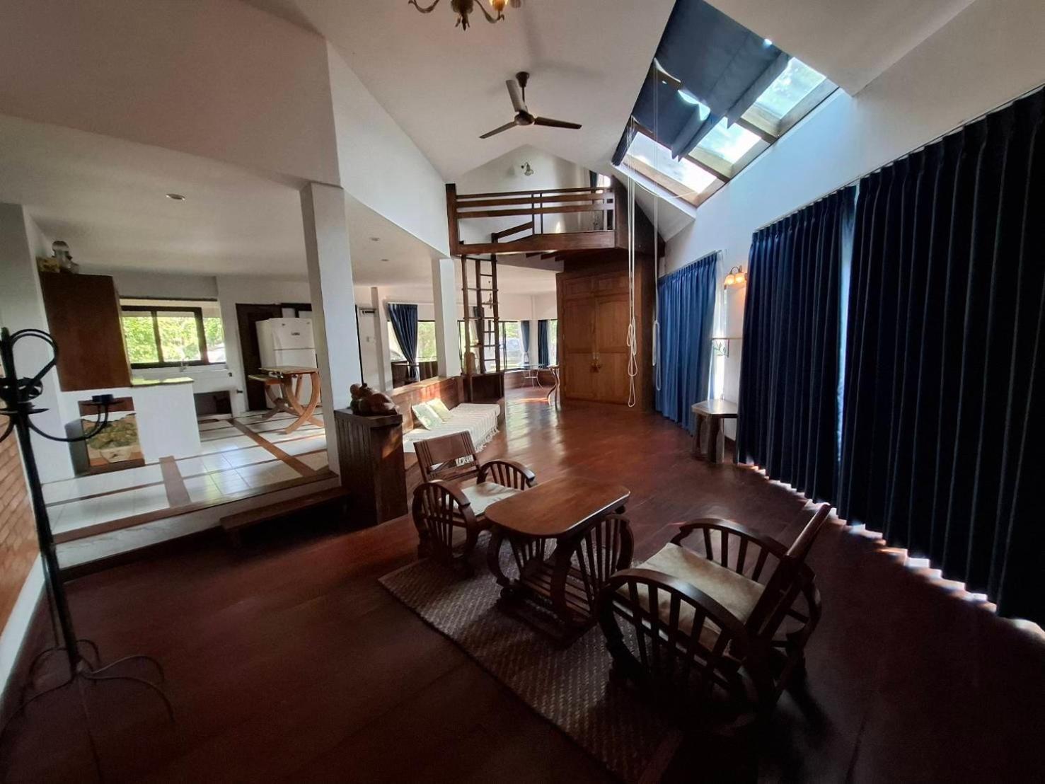 Balmy Hideout Cafe & Homestay Ban Huai Kaeo Eksteriør billede