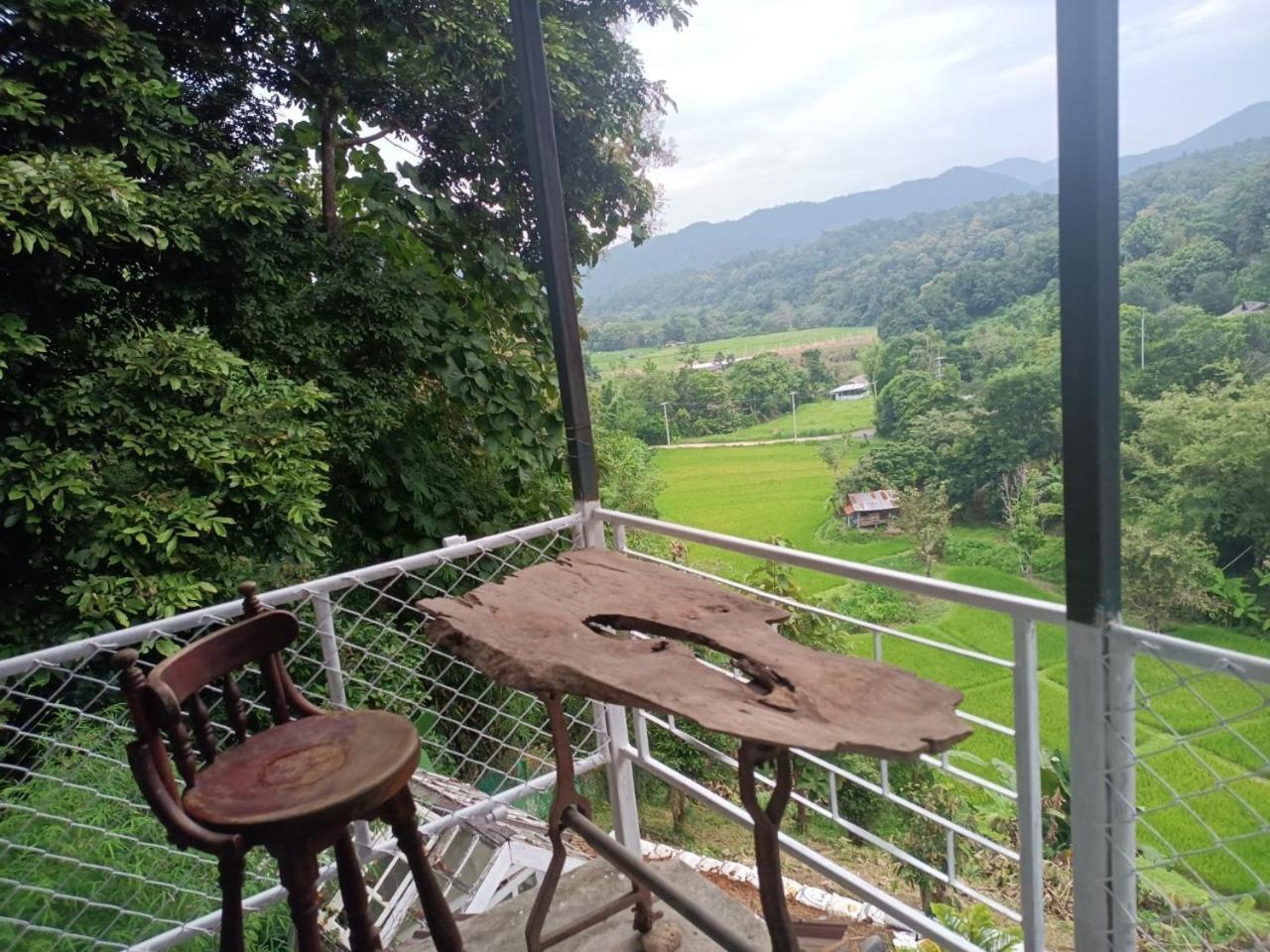 Balmy Hideout Cafe & Homestay Ban Huai Kaeo Eksteriør billede